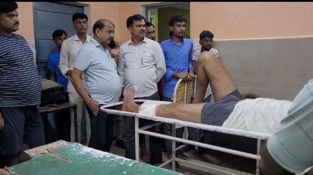 जौनपुर में फिर कहां तड़तड़ाई गोलियां,चलती बाइक से युवक को मारी गोली,#UpTalkNews